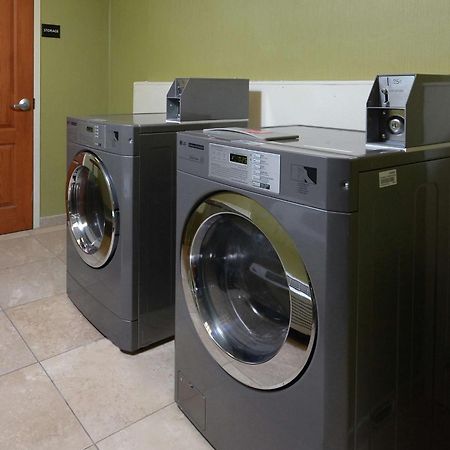 Hampton Inn & Suites Clinton Dış mekan fotoğraf