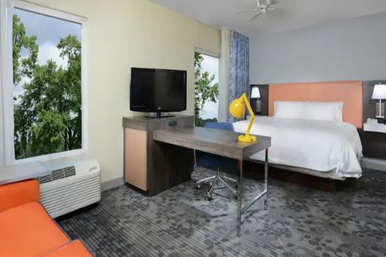 Hampton Inn & Suites Clinton Dış mekan fotoğraf