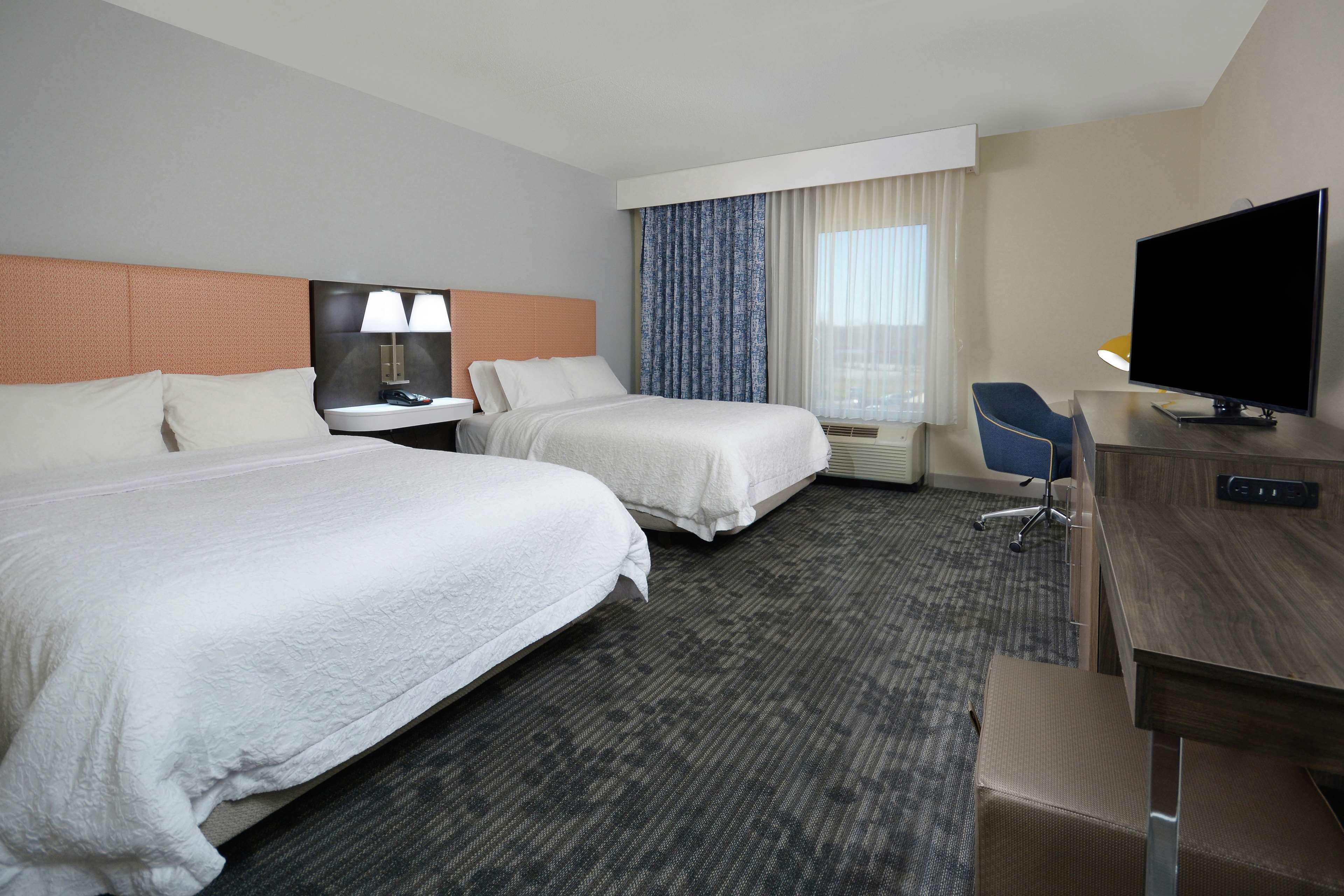 Hampton Inn & Suites Clinton Dış mekan fotoğraf