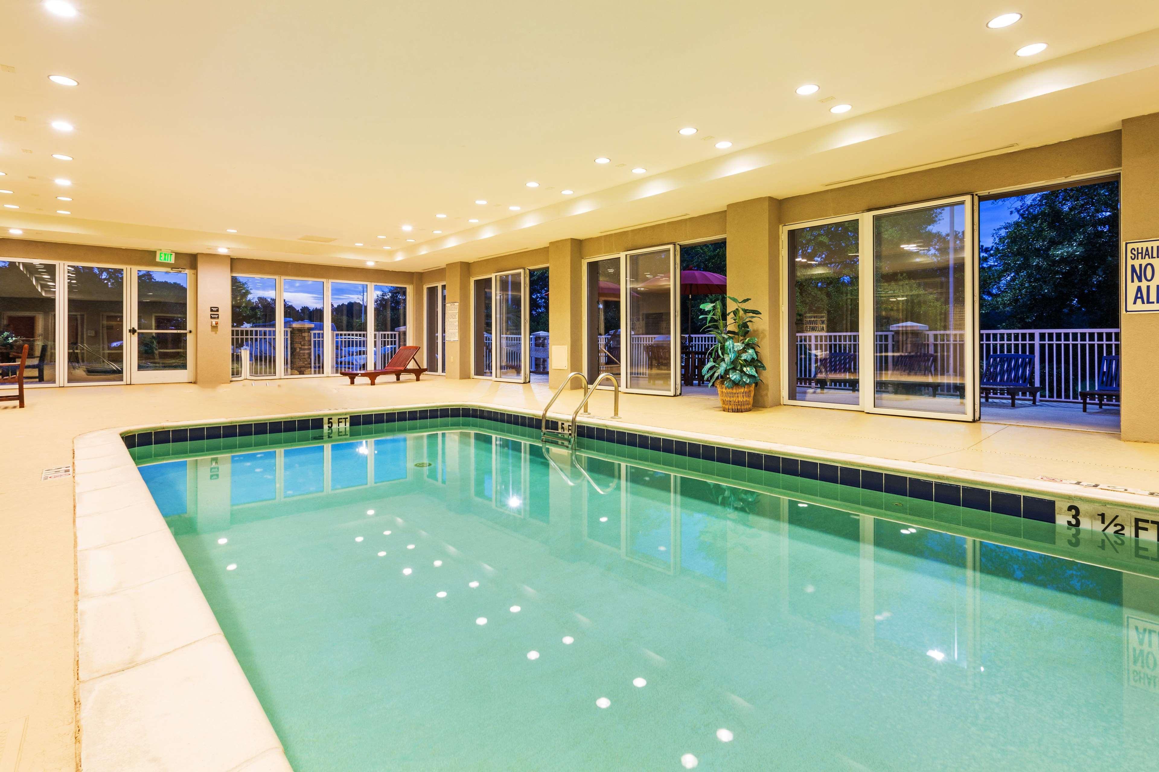 Hampton Inn & Suites Clinton Dış mekan fotoğraf