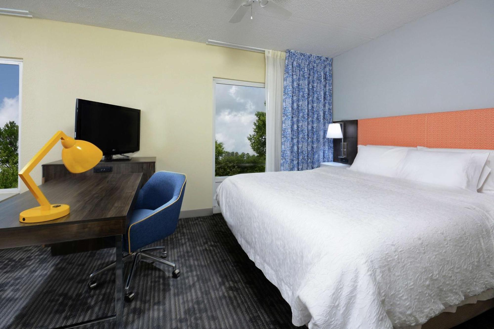 Hampton Inn & Suites Clinton Dış mekan fotoğraf