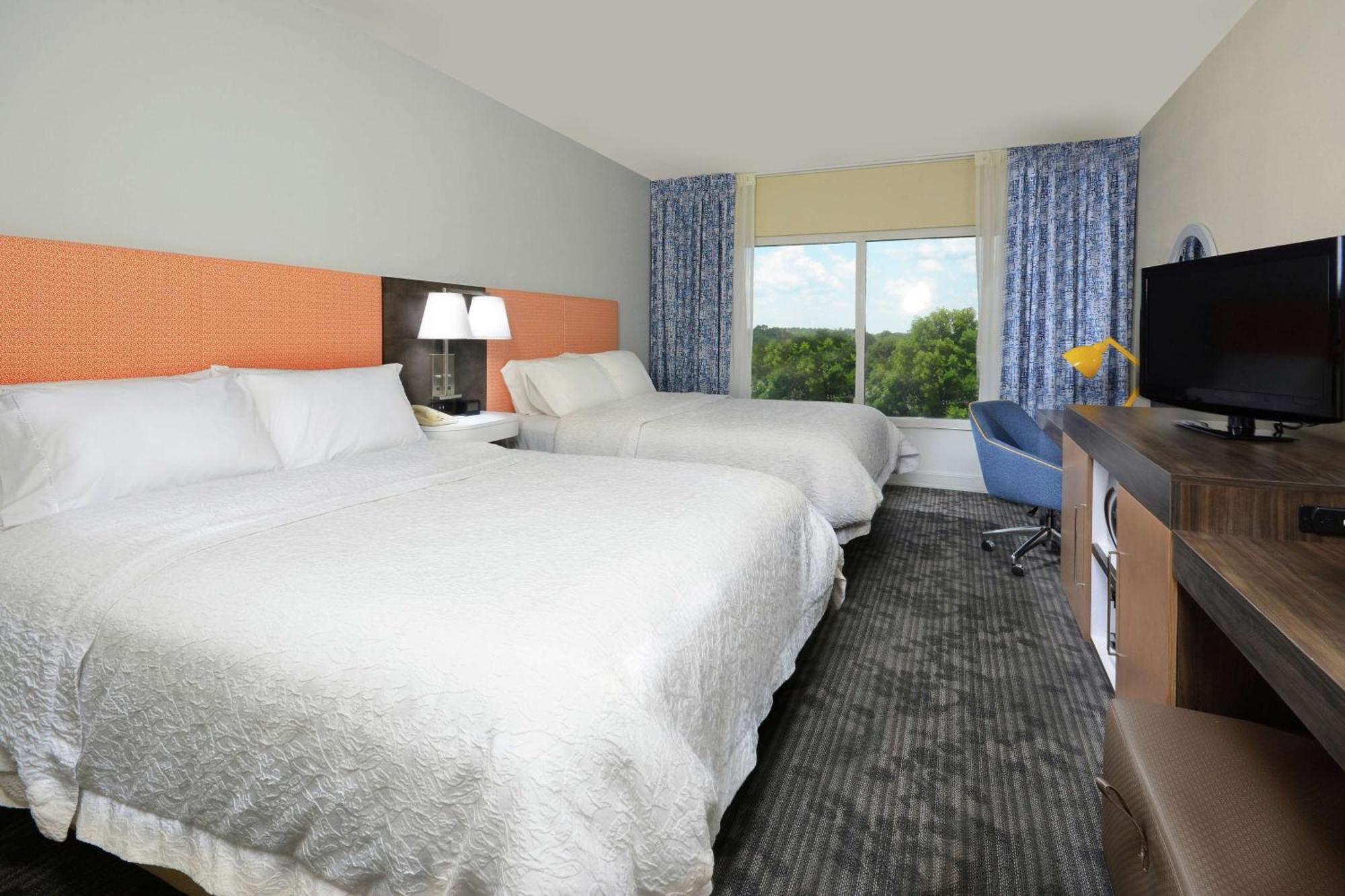 Hampton Inn & Suites Clinton Dış mekan fotoğraf