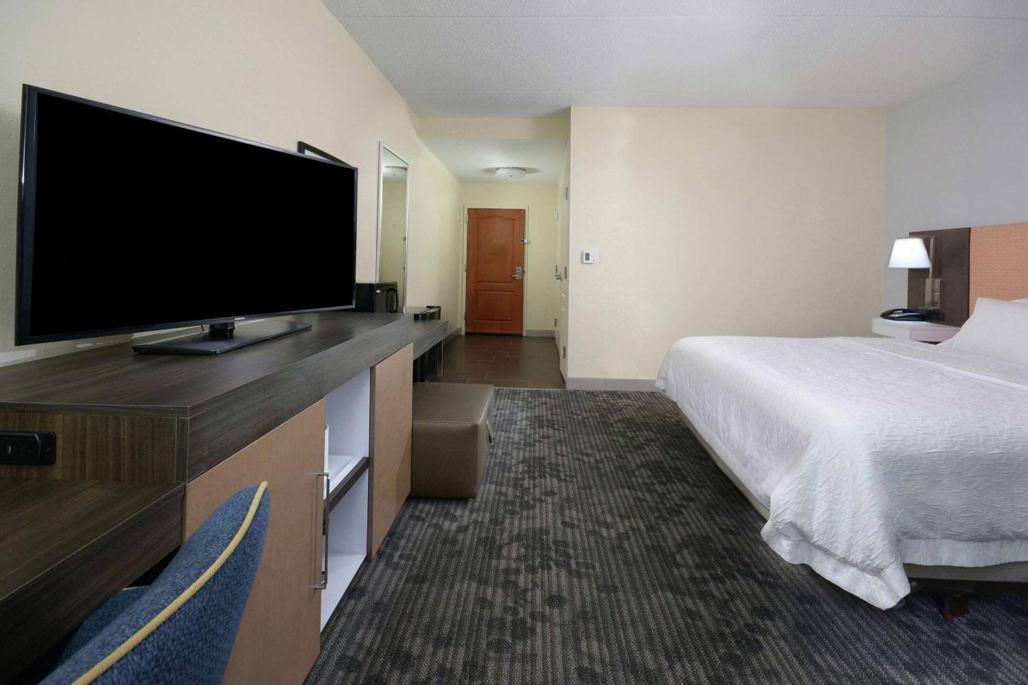 Hampton Inn & Suites Clinton Dış mekan fotoğraf